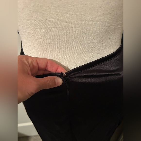 Elegant Black Satin formal Evening Gown/wedding dress, prom dress- open back - Picture 6 of 8